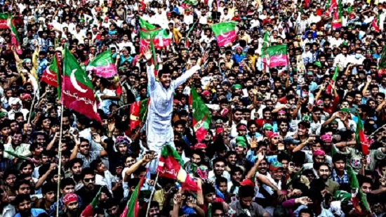 pakistan election supporters imran